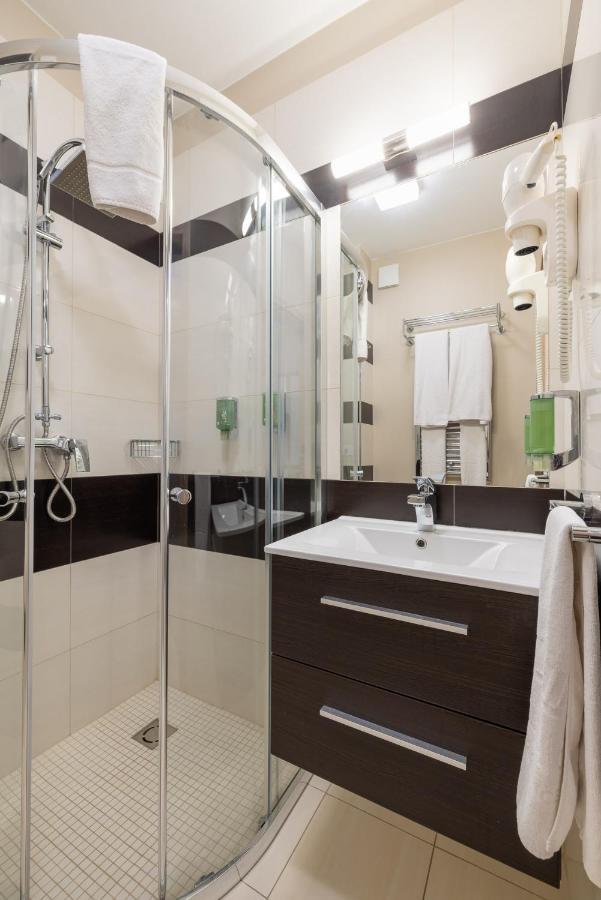 Silver Crown & Residence, Palace Quarter Отель 3*