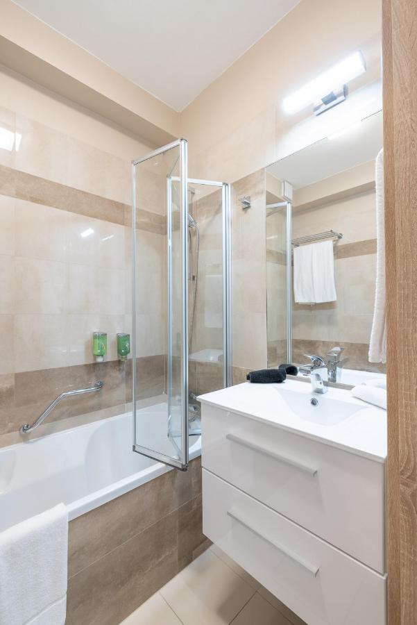 Silver Crown & Residence, Palace Quarter 3* Budapest