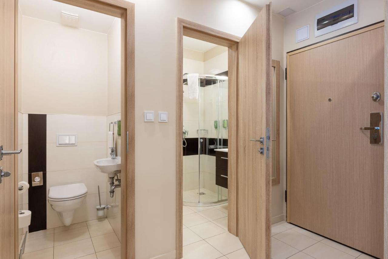 Silver Crown & Residence, Palace Quarter Отель