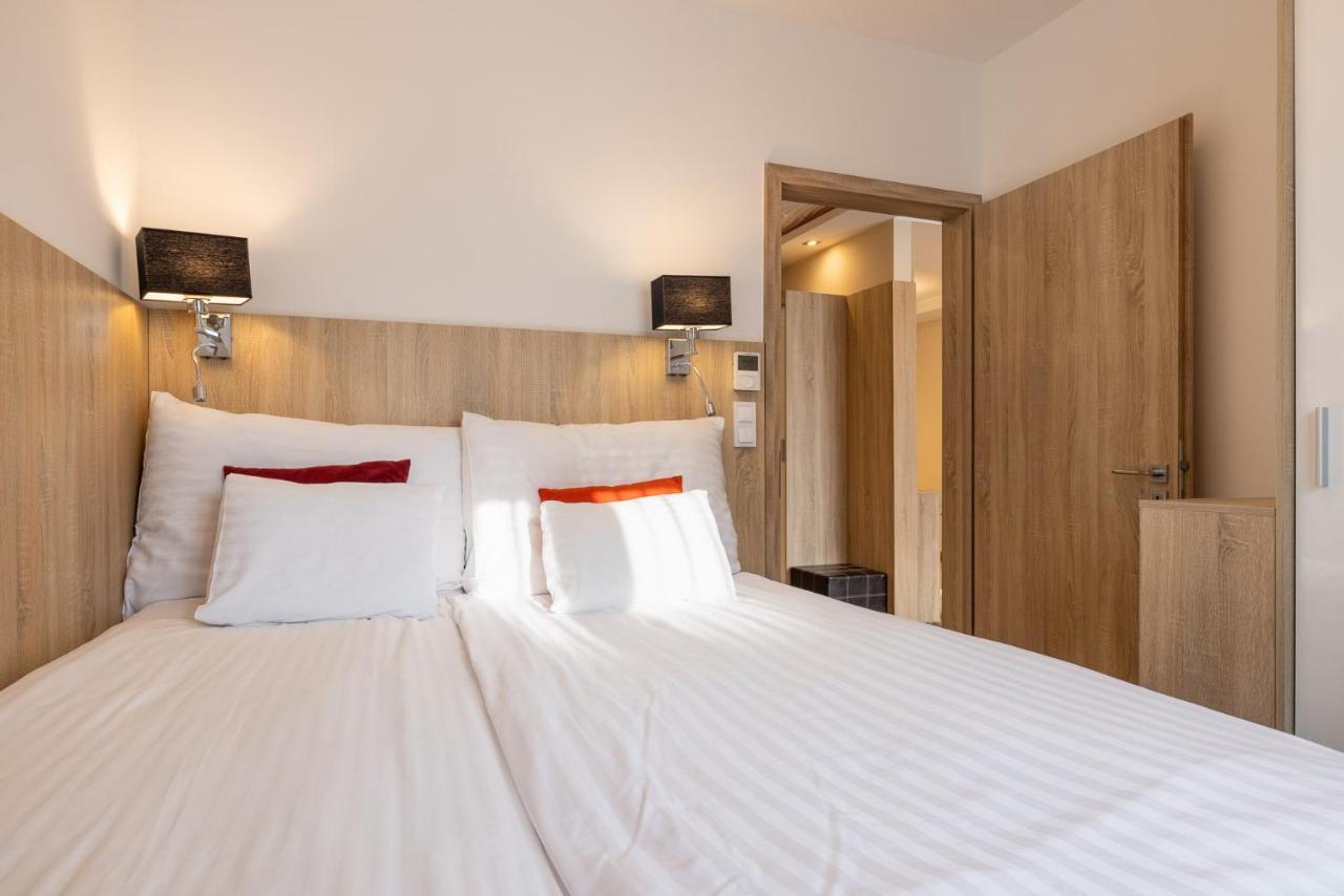 Silver Crown & Residence, Palace Quarter Отель 3*